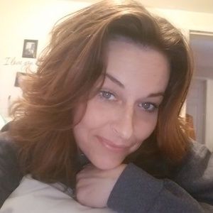 Meet your Posher, Lena